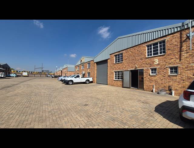 280M² FACTORY TO LET IN ANDERBOLT